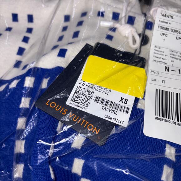 Louis Vuitton Signature Chunky Stripes Hoodie Pullover 1AAWRQ NWT Sold out Rare - Picture 7 of 13